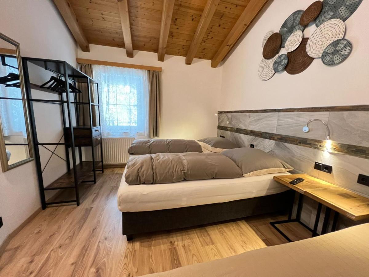 Haus Eder Steiner Bed & Breakfast Saalbach-Hinterglemm Bagian luar foto