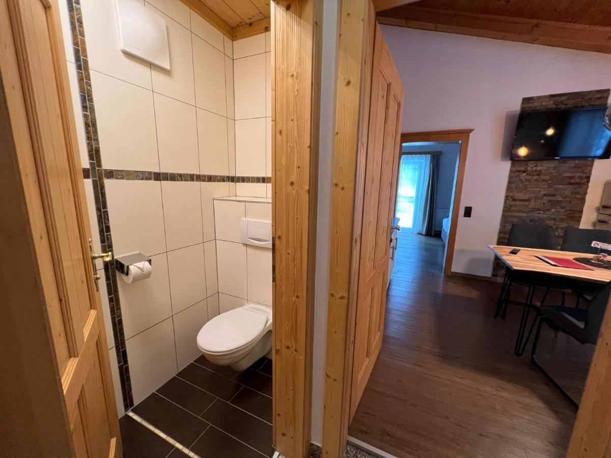 Haus Eder Steiner Bed & Breakfast Saalbach-Hinterglemm Bagian luar foto